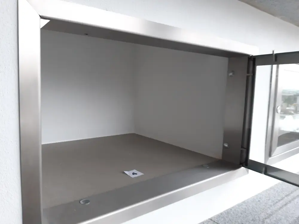 Kolumbární dvířka nerez