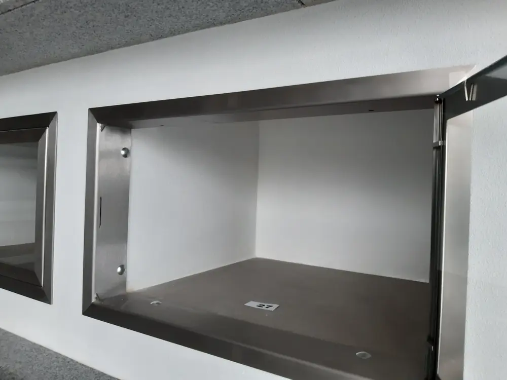 Kolumbární dvířka nerez